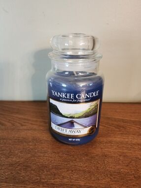 Yankee Drift Away Jar Candle